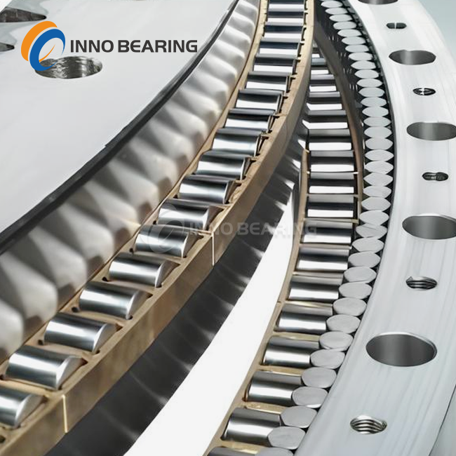 Heavy-duty slewing bearing